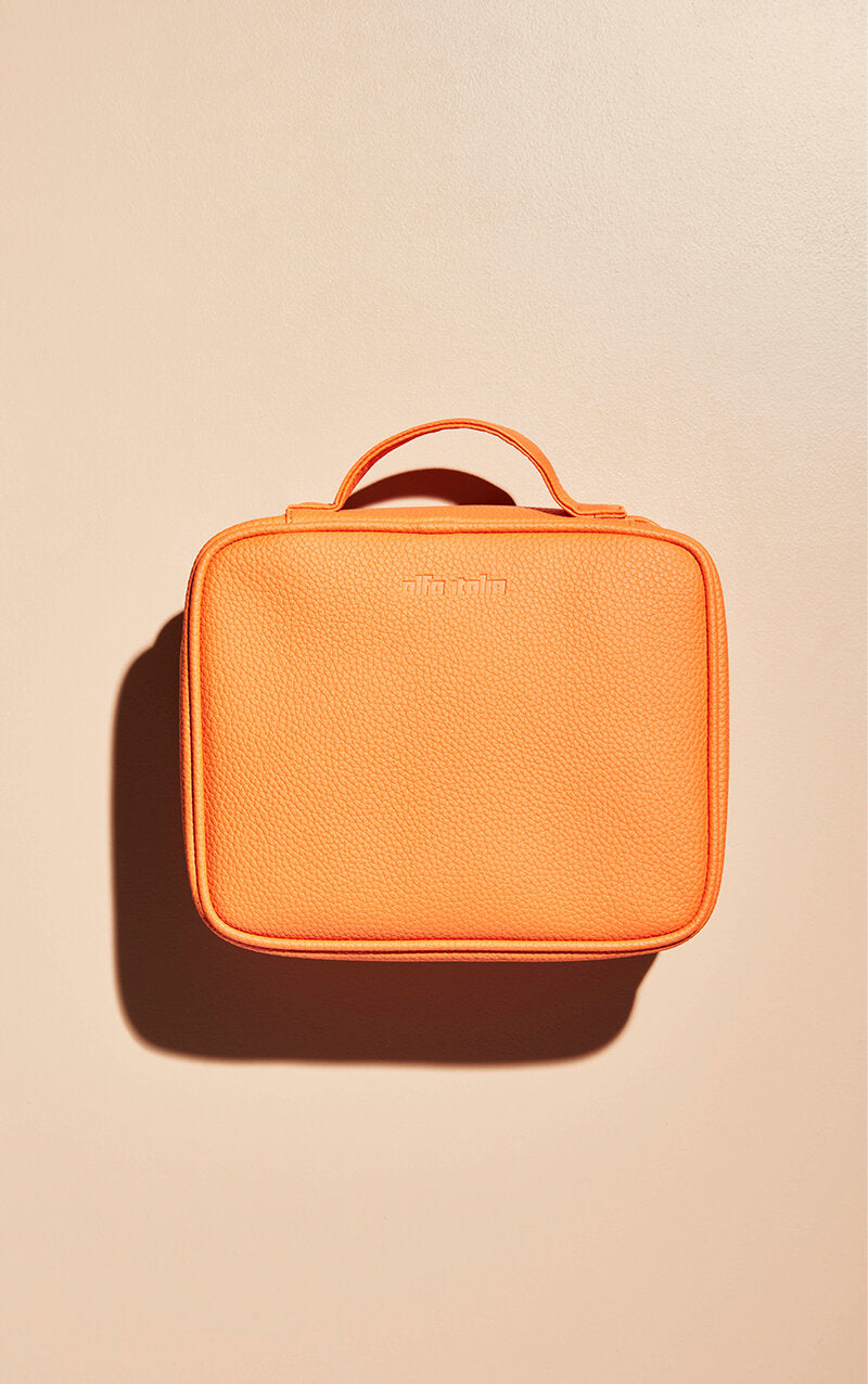 VIAGGIO TRAVEL STYLING KIT SS20 - ORANGE - Ultimate Balayage