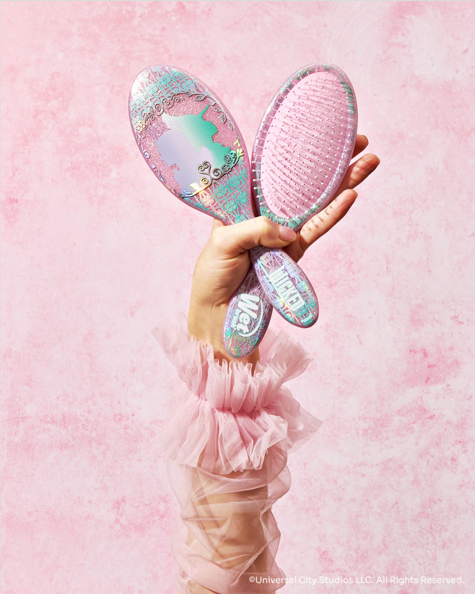 WetBrush Wicked True Friendship Gift Set | Original Detangler + Satin Scrunchie